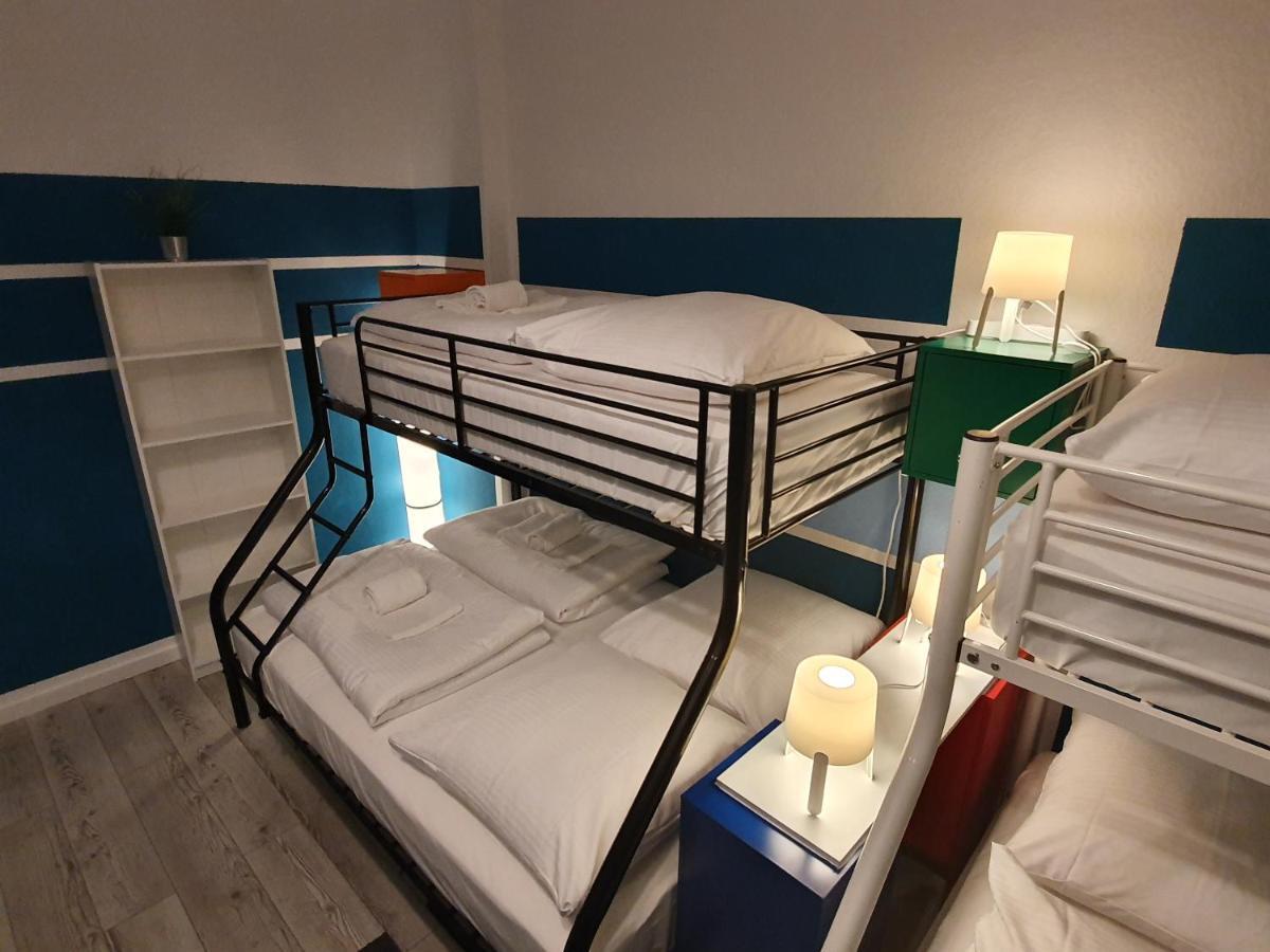 Central Lichtenberger Apartment For 6 People เบอร์ลิน ภายนอก รูปภาพ