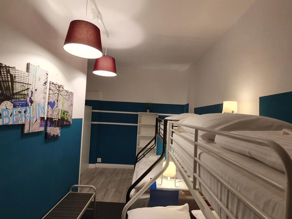 Central Lichtenberger Apartment For 6 People เบอร์ลิน ภายนอก รูปภาพ
